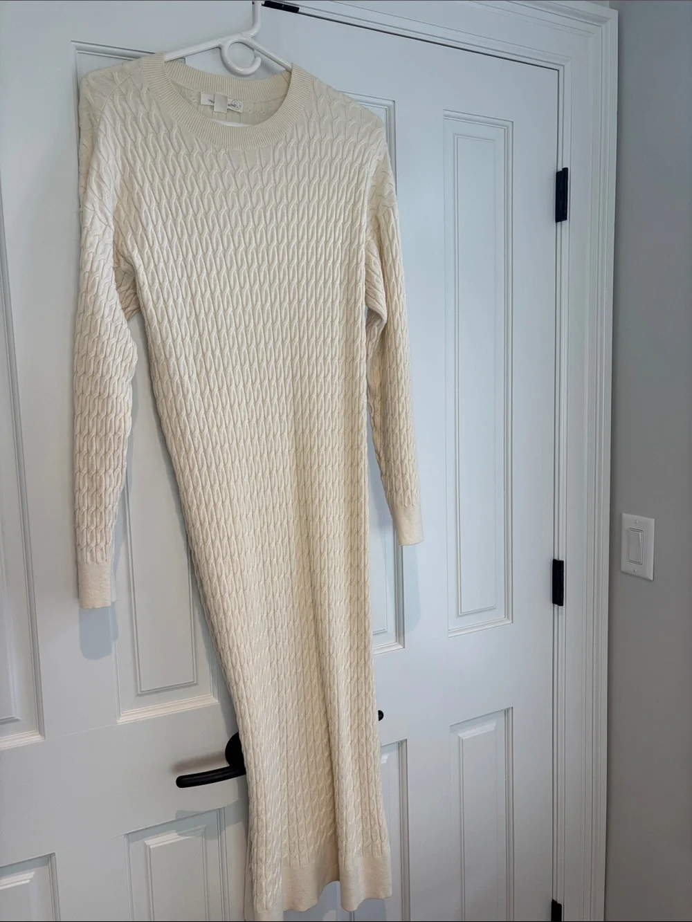 Treasure & Bond Cream Cable-Knit Crewneck Sweater Dress